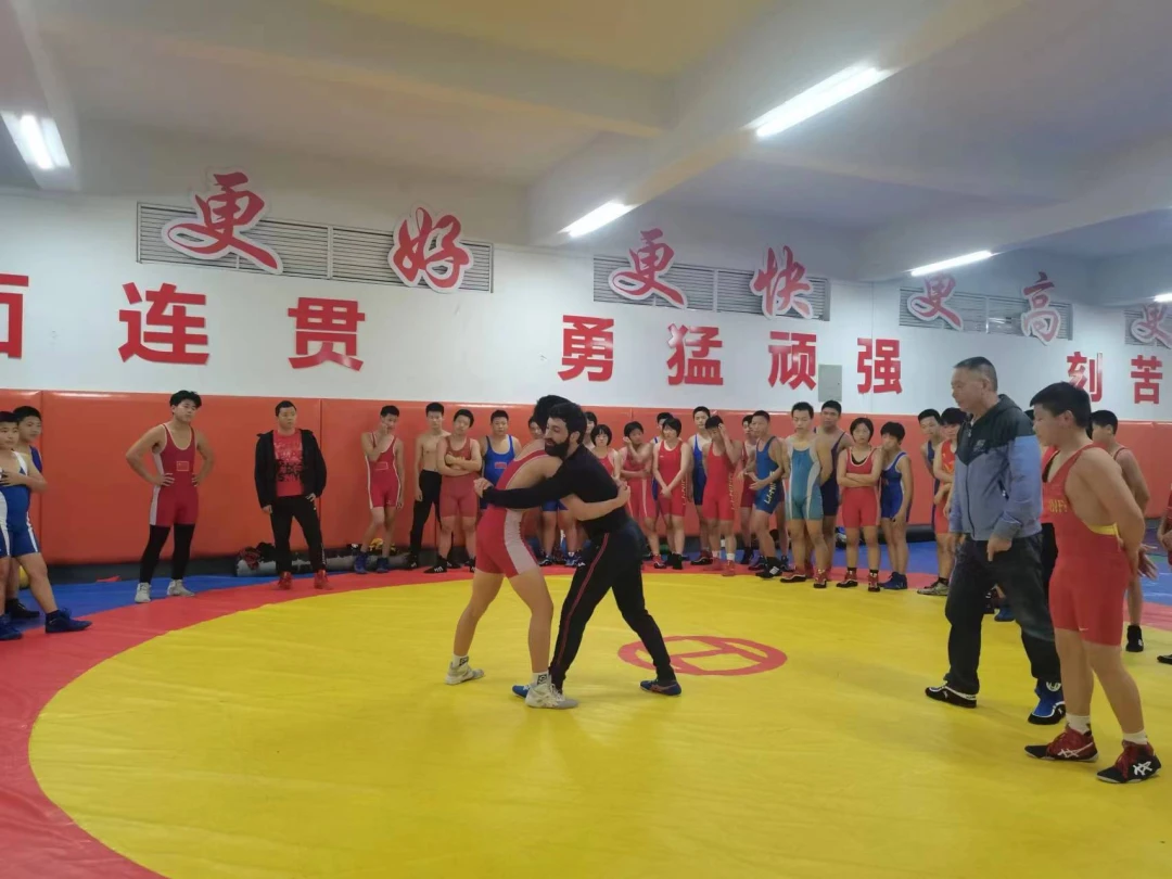 哪里有提供智能篮球训练指导的应用程序_2